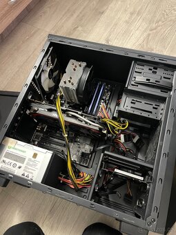 Herní Počítač na náhradní díly – jen rozbitý zdroj - 4