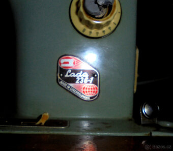 Šicí stroj Lada s elektrickým pohonem - 4