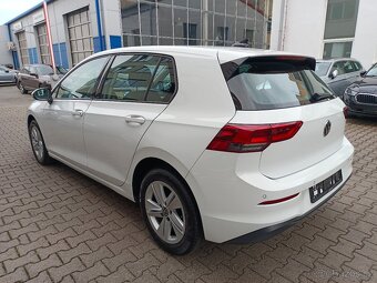 VW Golf 8 Hatchback 2.0TDI DSG 45tkm - záruka Autodraft - 4