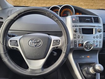 Toyota Verso 1.8i benzín, 108 kW, r. v. 2011 - 4