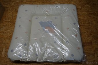 Přebalovací pult - 4