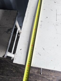 2x kovový stůl – výškově nastavitelné - 4