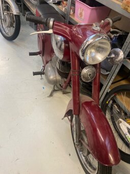 Kývačka ČZ 125 typ 453.01 - 4