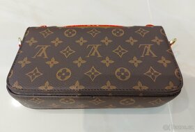 LV Metis East West s dustbagom - 4