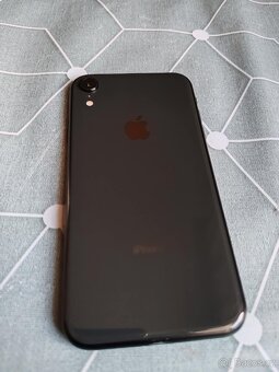 Vyměním IPhone XR 128GB - 4