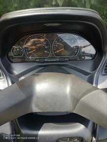 Suzuki Burgman 400 - 4