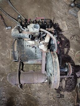 Prodám motor š 100 - 4