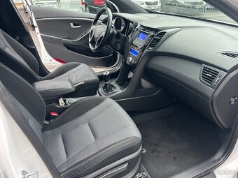 Hyundai i30 Combi 1.6 benzín, původ ČR122016, jen 67 000km - 4
