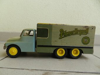 TATRA 138 KDN - PILSNER URQUELL r. 1968 - ČSSR - 4