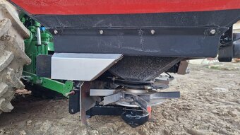 Prodám rozmetadlo průmyslových hnojiv Kverneland Execta-TL - 4