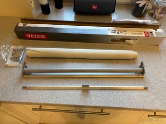 Velux zaluzie pro stresni okno GGL M04 - 4