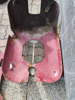 Prodám kryty motoru Jawa ČZ - 4