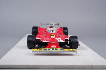 Ferrari 312T4 Gilles Villeneuve 1979, 1:12 GP Replicas - 4