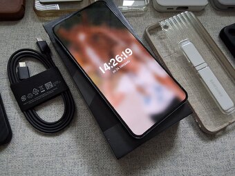 Samsung Galaxy S22+ 128gb - 4