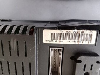 Budíky z maxi-dotem z A4b5,A6 od 99-04 tři - 4