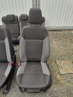 Sedačky, tapeci Focus III - hatchback - 4