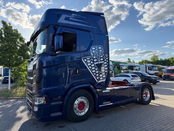 Scania S520 V 8 - 4