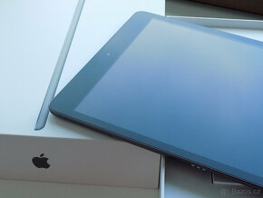 APPLE iPad 8. generace 10,2" 32GB Wi-Fi Grey - NEPOUŽITÝ - 4