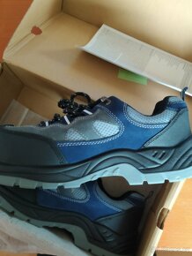 Úplně nová obuv PRACOVNÍ FOREST 01 č44 - 4