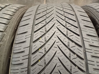 Celoroční pneu Rotalla 215/45/16 90V - 4