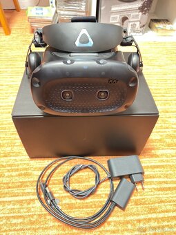 HTC Vive Cosmos Elite - 4