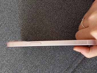 Apple iPhone 13, 128GB, růžový - 4