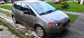 Mitsubishi Colt - 4
