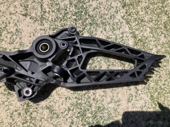 Stupačka DUCATI Monster 937 2021-2025 - 4