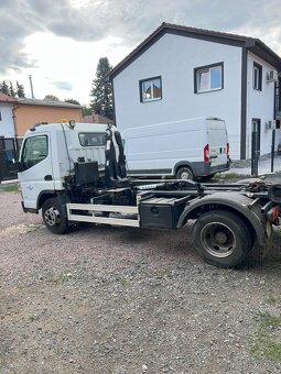 Mitsubishi Fuso 7C15 nosič kontejnerů - 4