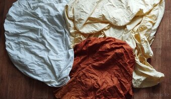 Prošívaná velmi hřejivá nadýchaná péřová peřina, husí peří. - 4