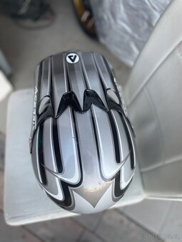 Helma na motorku - 4