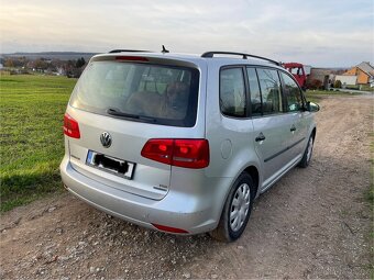 Touran 1.6TDI 77kW, 157800km, 2010 - 4