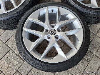 18C alu kola 18 5x112 VW Golf Audi A3 Skoda Octavia alu kola - 4