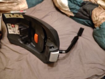 Cybex Aton 5 gold + zakladna - 4