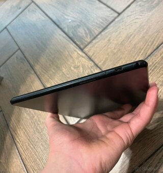 Lenovo tablet- Tab M10 HD - 4