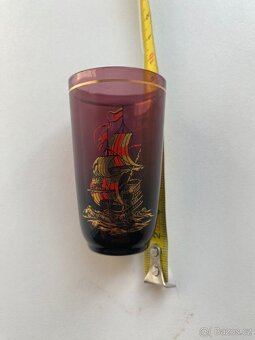 Vintage rubínové panáky - 4