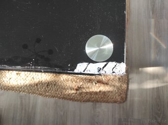 Televizní/konferenční skleněný stolek černý - 4