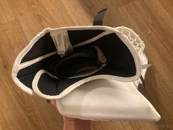 Lapacka CCM Axis. - 4