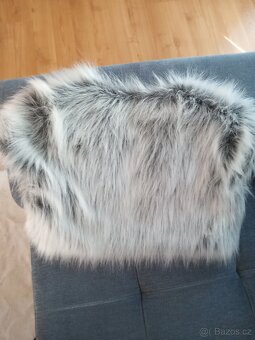 Nadherné kožešinové bolerko vel.38 - 4