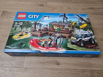 Lego 60068 - Úkryt zlodějů - 4