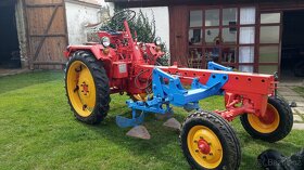 Prodám traktor Rs09 - 4