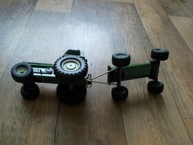 plechový traktor bulldog+7 - 4