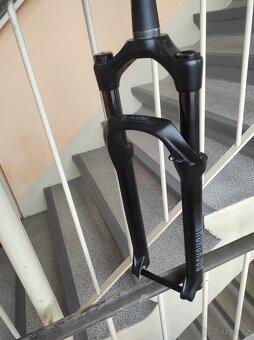 Vzduchové vidlice na pevné osy 15. 100.110mm - 4