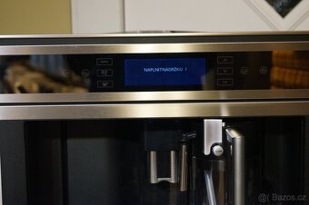 Vestavný kávovar Bauknecht KMT 9145 PT - 4