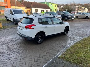 Peugeot 2008 1.2 PureTech - 4