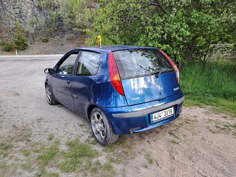 Fiat Punto 1.9JTD 59Kw - 4