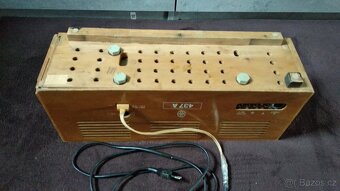 Rádio Tesla 437 A KANKAN - 4