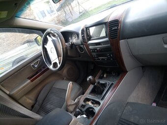 Kia Sorrento - 4