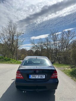 Mercedes benz w203 C-Class - 4