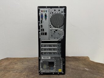 Lenovo V520-15IKL - i5-6500 / 8GB RAM / 256GB SSD / Win 10 - 4